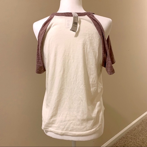PacSun raglan cut out shoulder tee - Picture 3 of 4